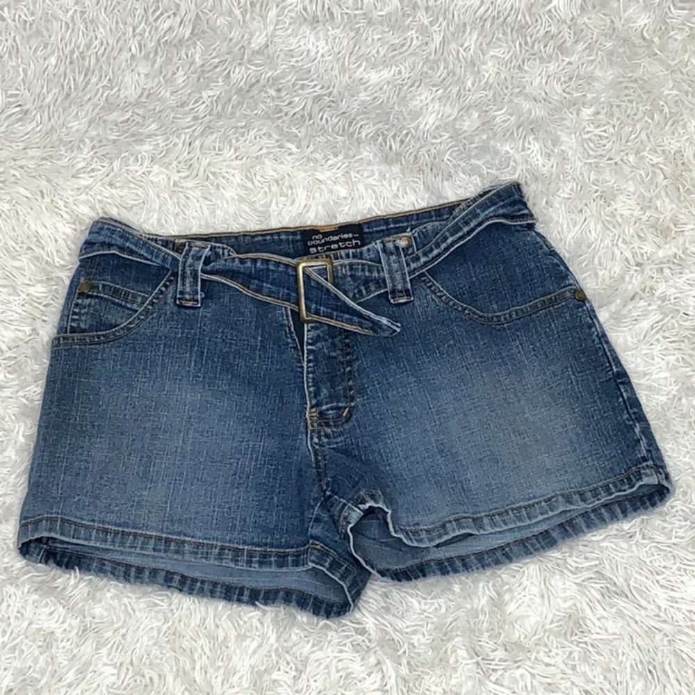 Jean Shorts No Boundaries Stretch